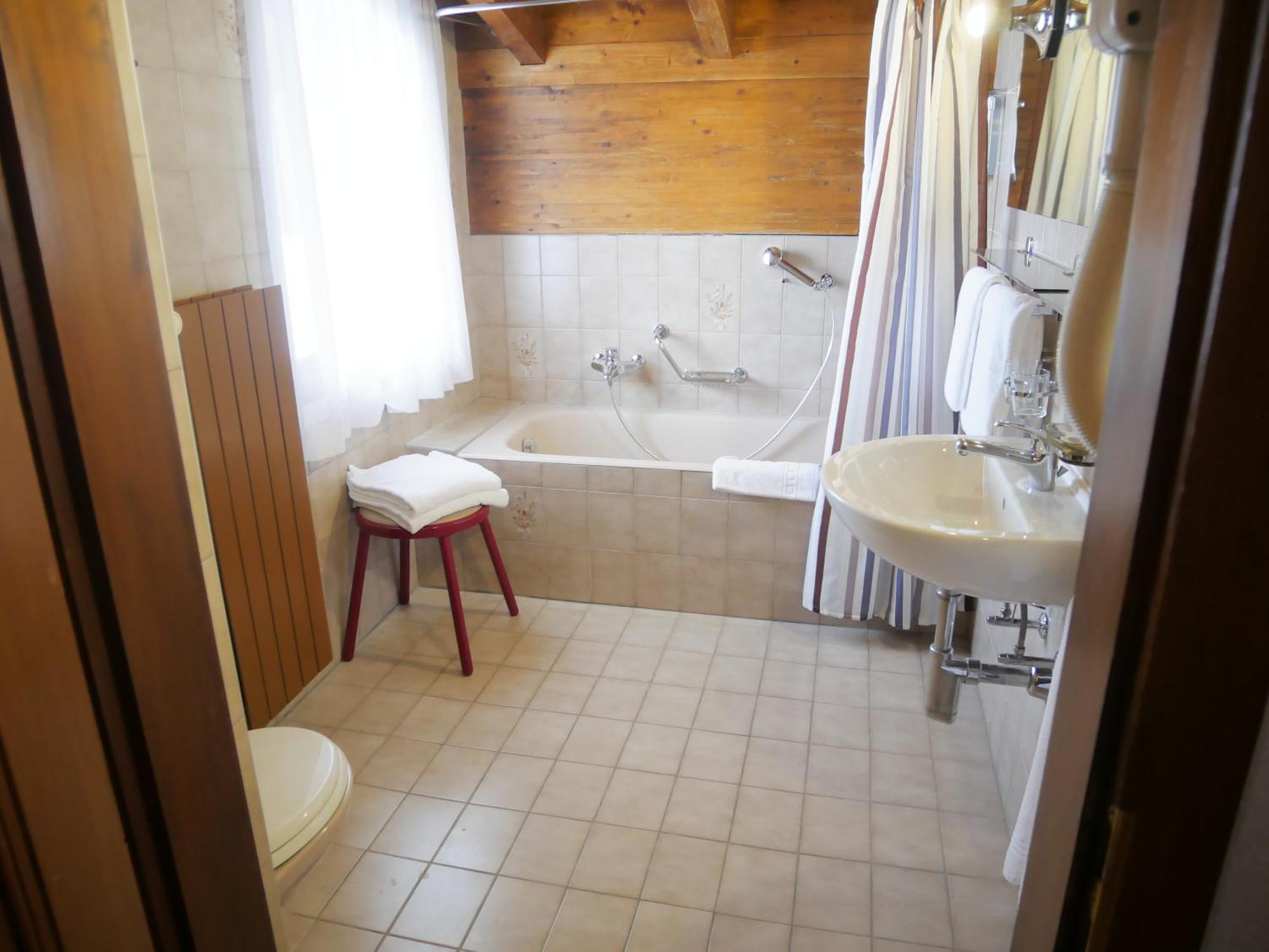 Between Boutique Hotel Chamoson Εξωτερικό φωτογραφία